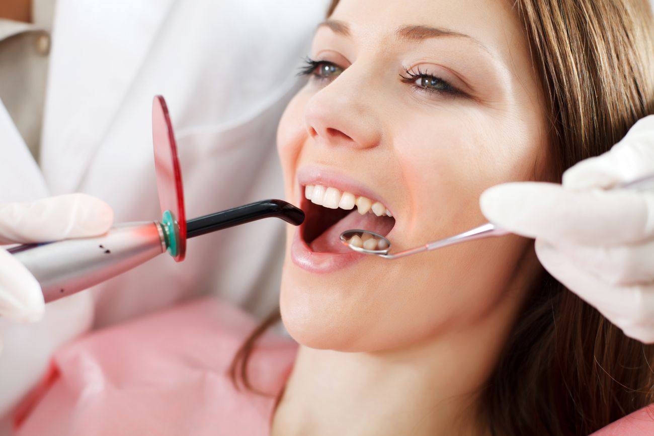 متى استخدم حشوة الاسنان الدائمة؟