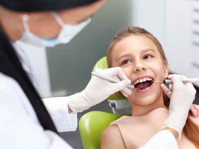 اخصائي اسنان اطفال