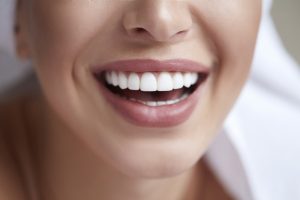 ما اسعار تركيب أسنان بورسلين في مصر؟ وتعرف على أشهر عيادات تجميل الأسنان
