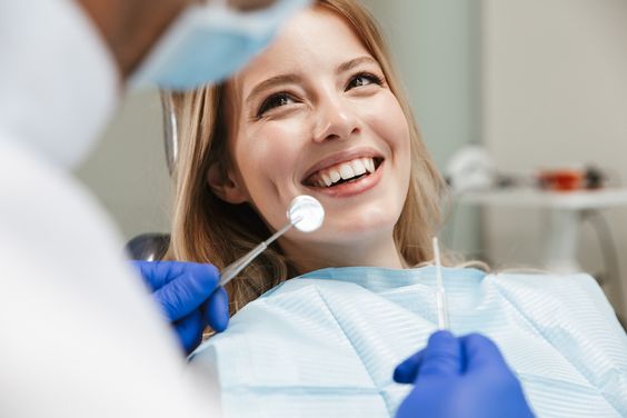 كم يستمر الألم بعد عملية زراعة الأسنان؟