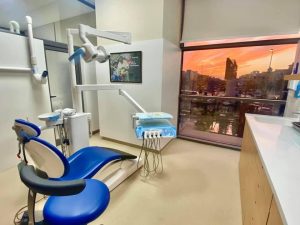 أين أجد افضل دكتور اسنان في القاهرة؟ وما هي الخدمات التي يقدمها؟