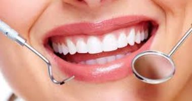 ما هي العوامل المؤثرة على سعر حشو الأسنان؟